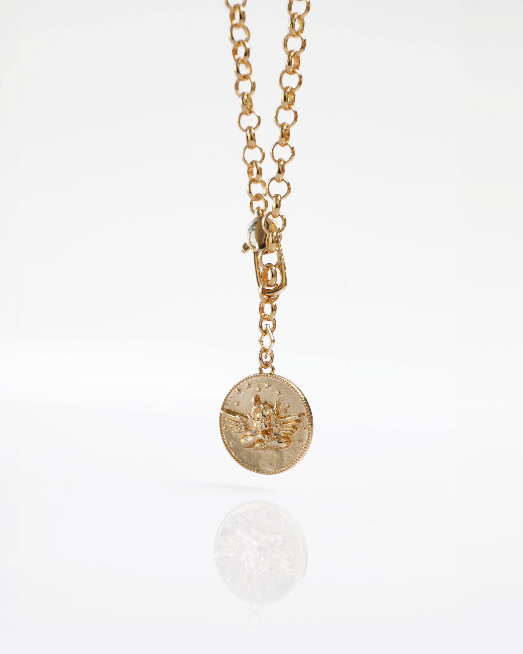 The Julie Charm Necklace Gold