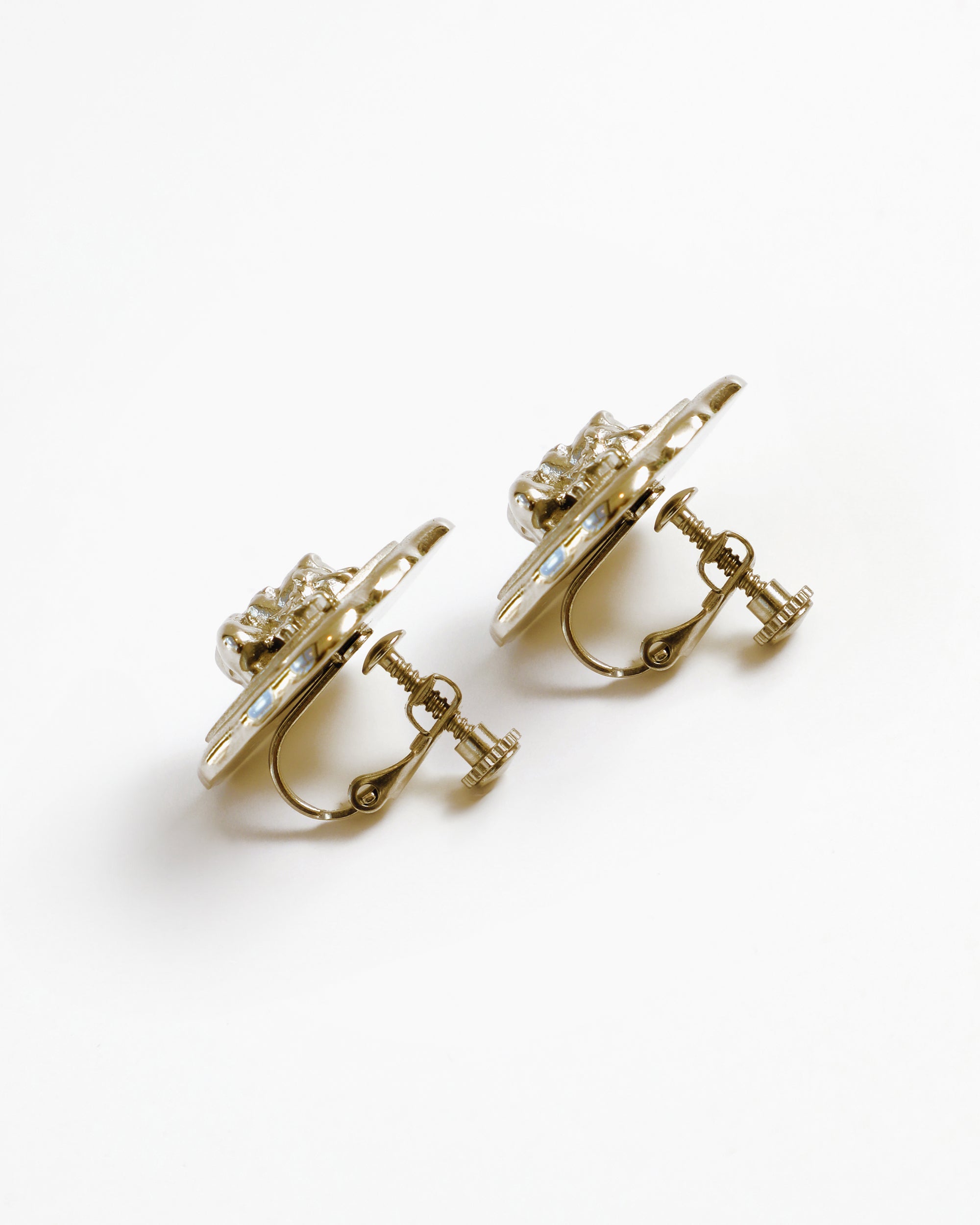 Sealed With a Kiss Gold Earrings