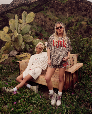 Manhunt Boyfriend Tee