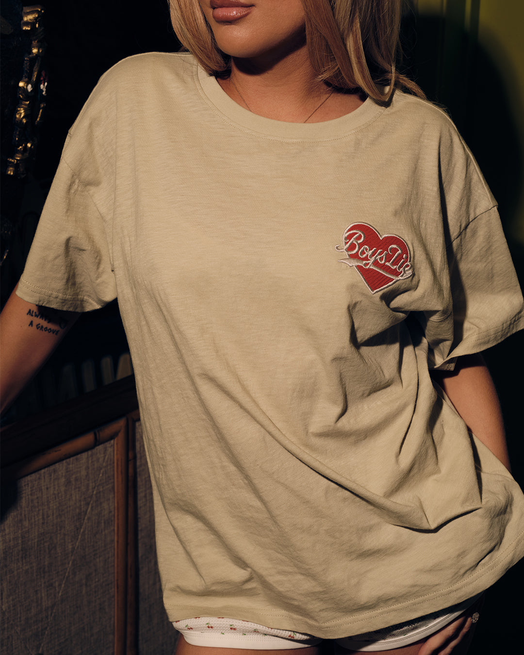 Signature Boyfriend Tee