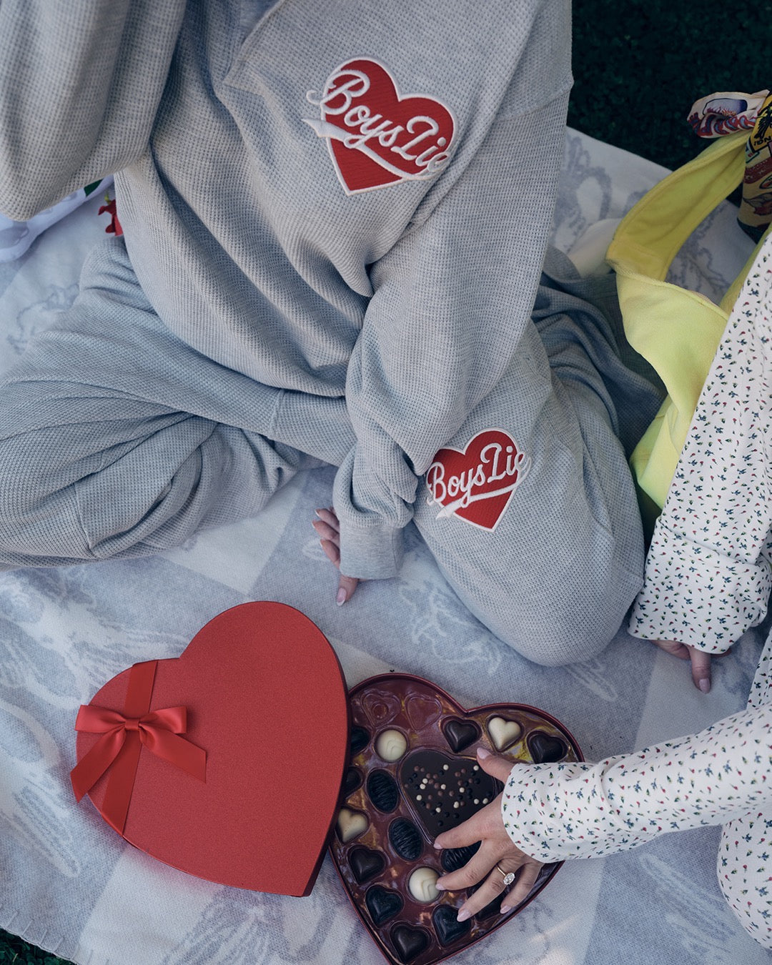 Signature K-Crewneck